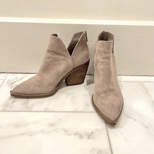 Vince Camuto Gigietta Ankle Boot